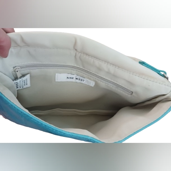 Nine West Turquoise Zipper Trim Purse / Clutch - Picture 5 of 7